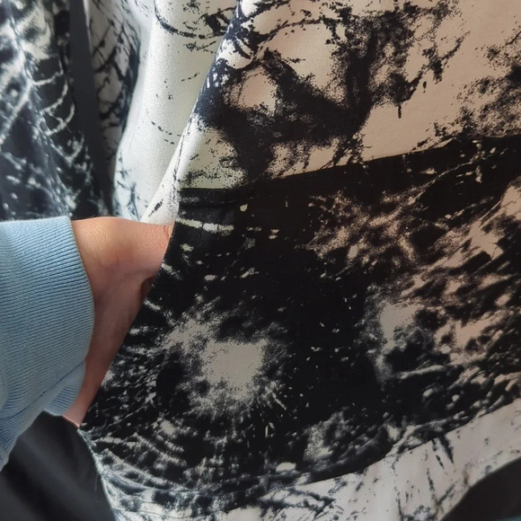 Lularoe Hoodie. Small. EUC - Picture 5 of 7